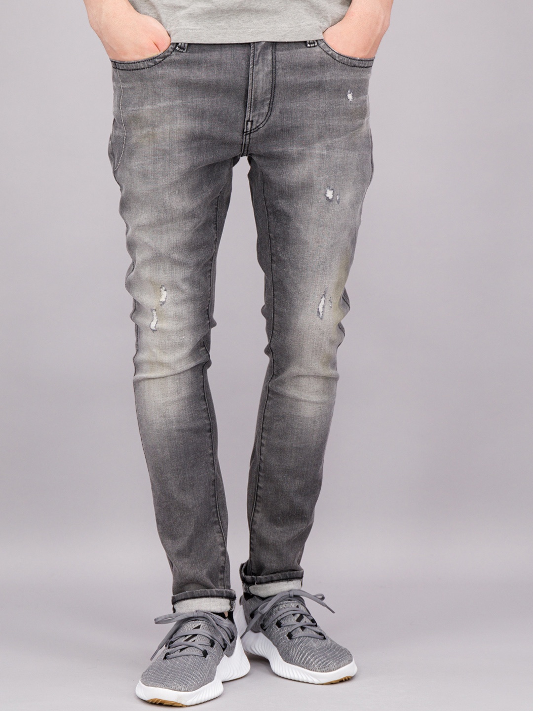 

FREESOUL Men Grey Skinny Fit Low Distress Heavy Fade Jeans