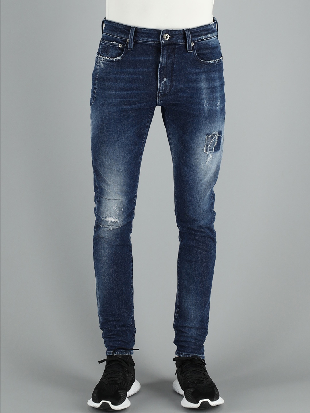 

FREESOUL Men Blue Skinny Fit Mildly Distressed Light Fade Jeans