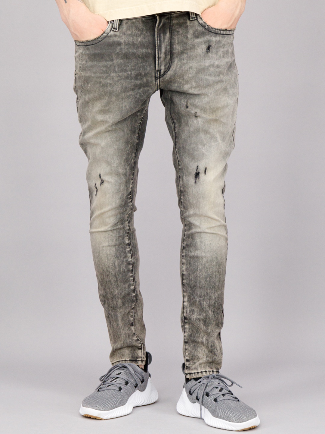 

FREESOUL Men Grey Skinny Fit Low Distress Heavy Fade Jeans
