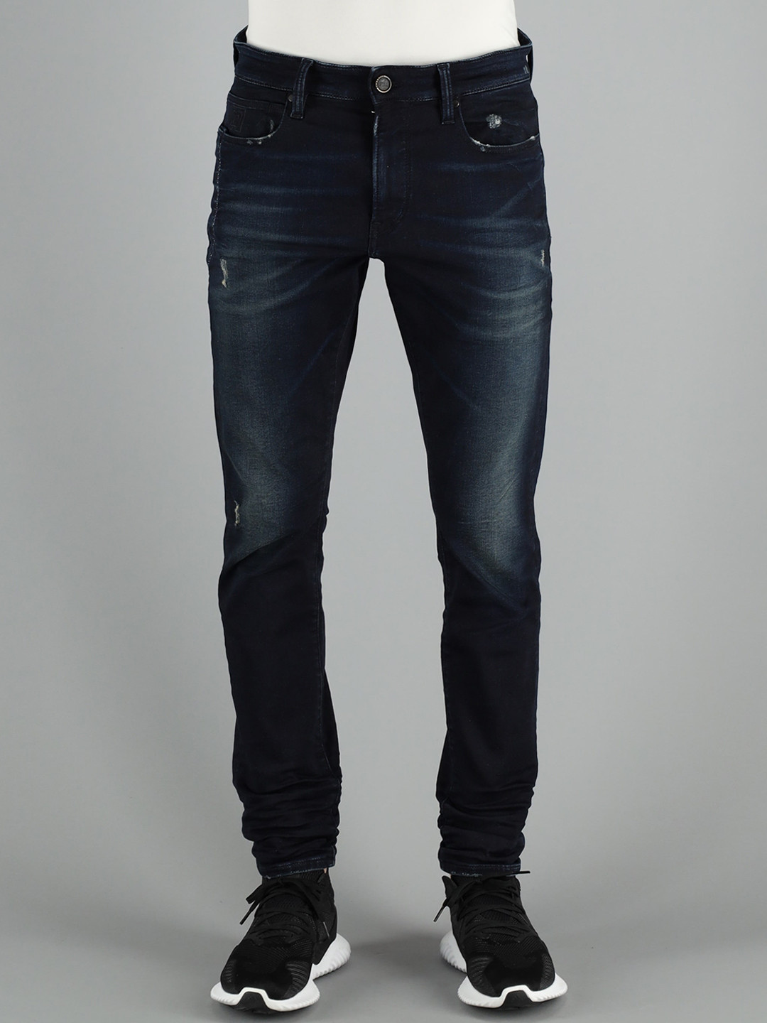 

FREESOUL Men Blue Skinny Fit Low Distress Light Fade Jeans