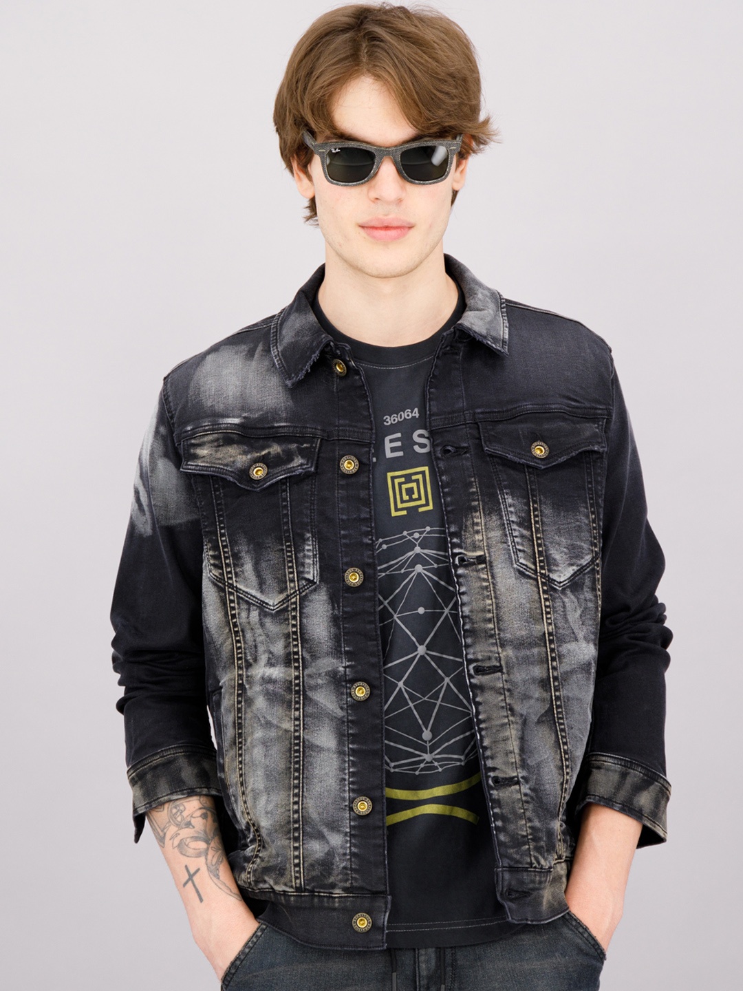 

FREESOUL Men Black Washed Denim Jacket