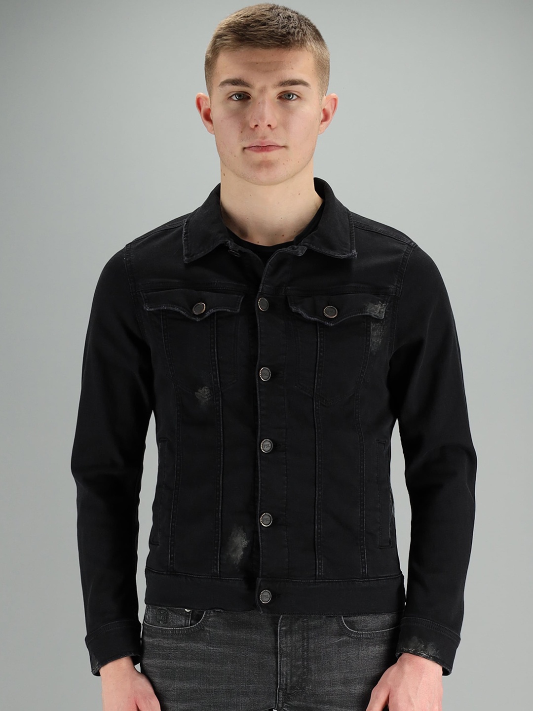 

FREESOUL Men Black Washed Denim Jacket with Embroidered