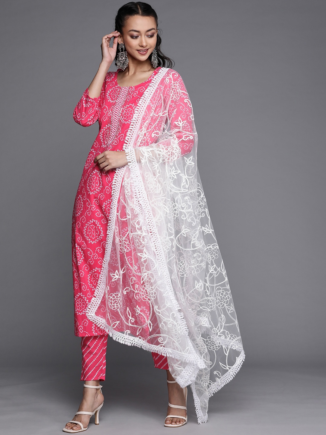 

Varanga Women Pink Bandhani Printed Gotta Patti Pure Cotton Kurta with Trousers & With Dupatta