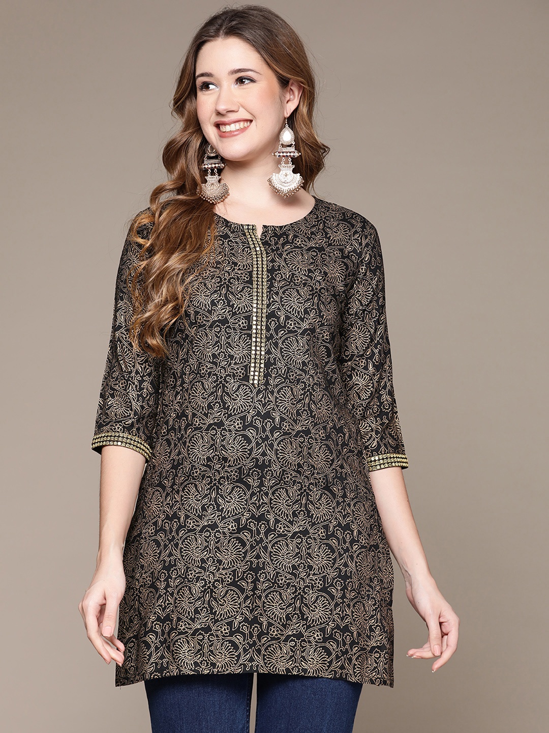 

Ishin Black & Gold-Toned Ethnic Motifs Printed Kurti