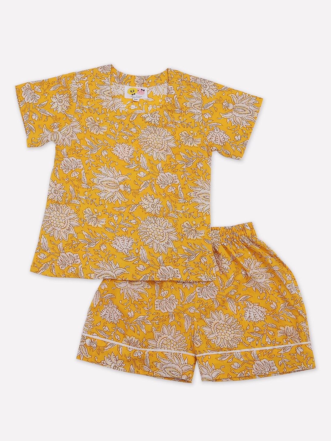 

CUTE LEMONS Kids Yellow & Beige Printed Night suit CL093/1-2Y
