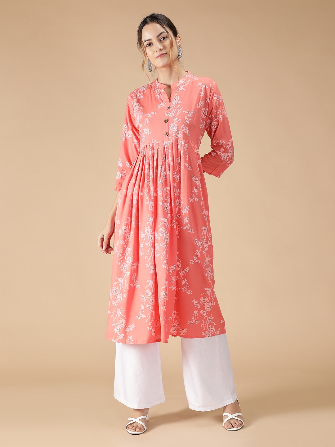 

Fabclub Women Peach-Coloured Floral Printed Floral Anarkali Kurta
