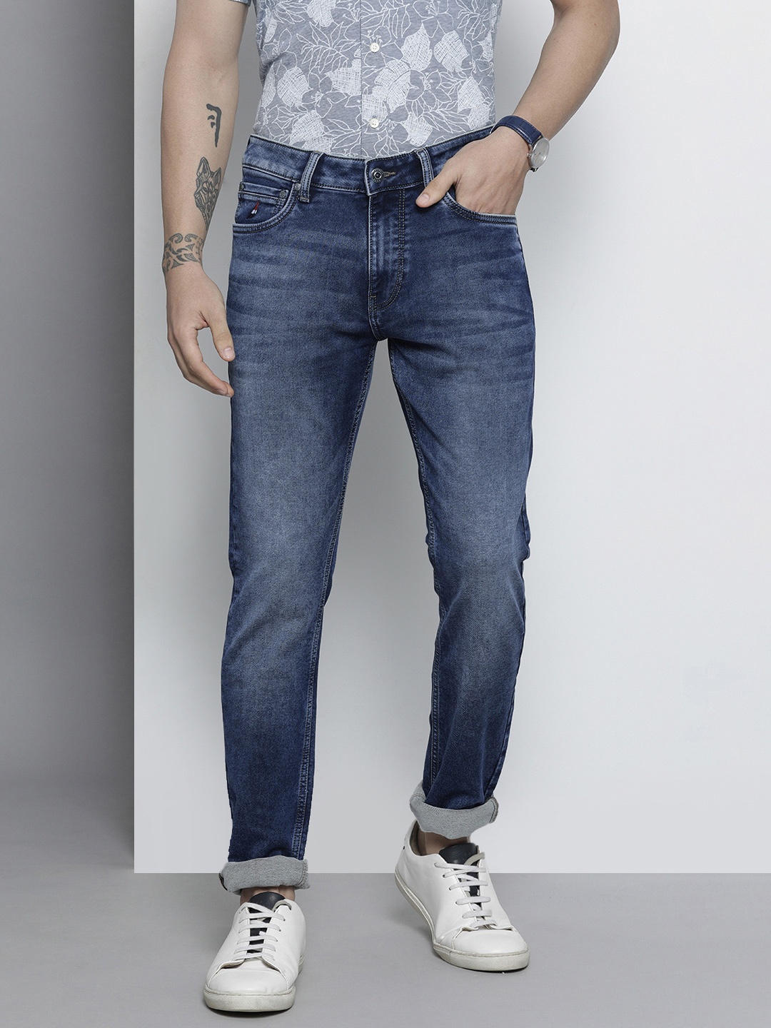 

Nautica Men Blue Slim Fit Light Fade Stretchable Jeans