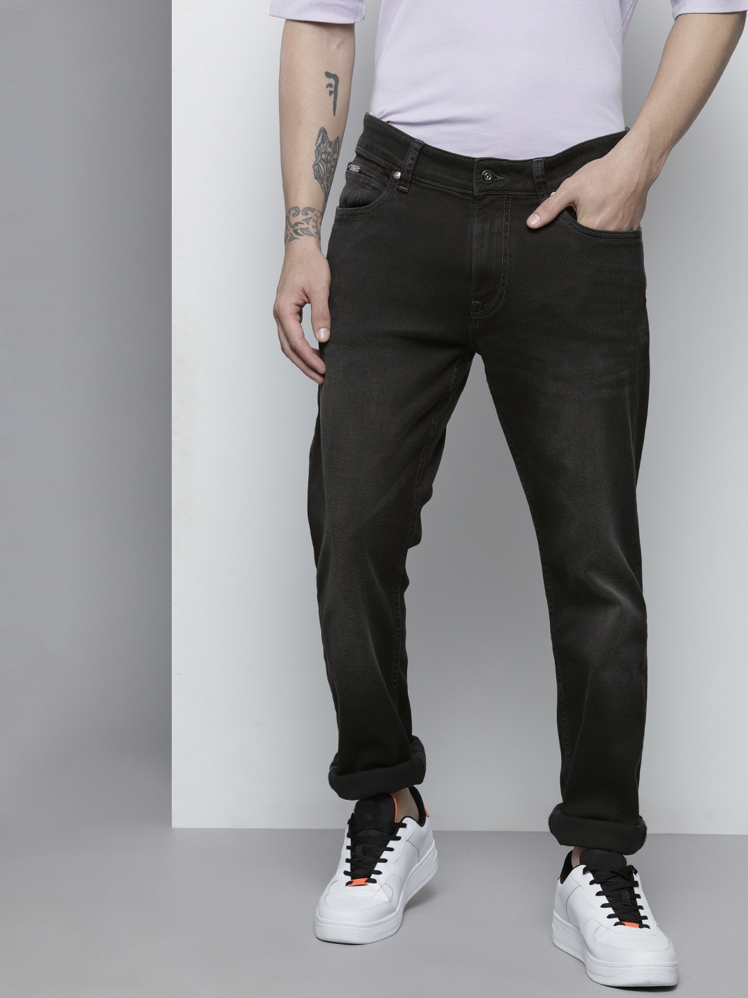 

Nautica Men Black Regular Fit Stretchable Jeans
