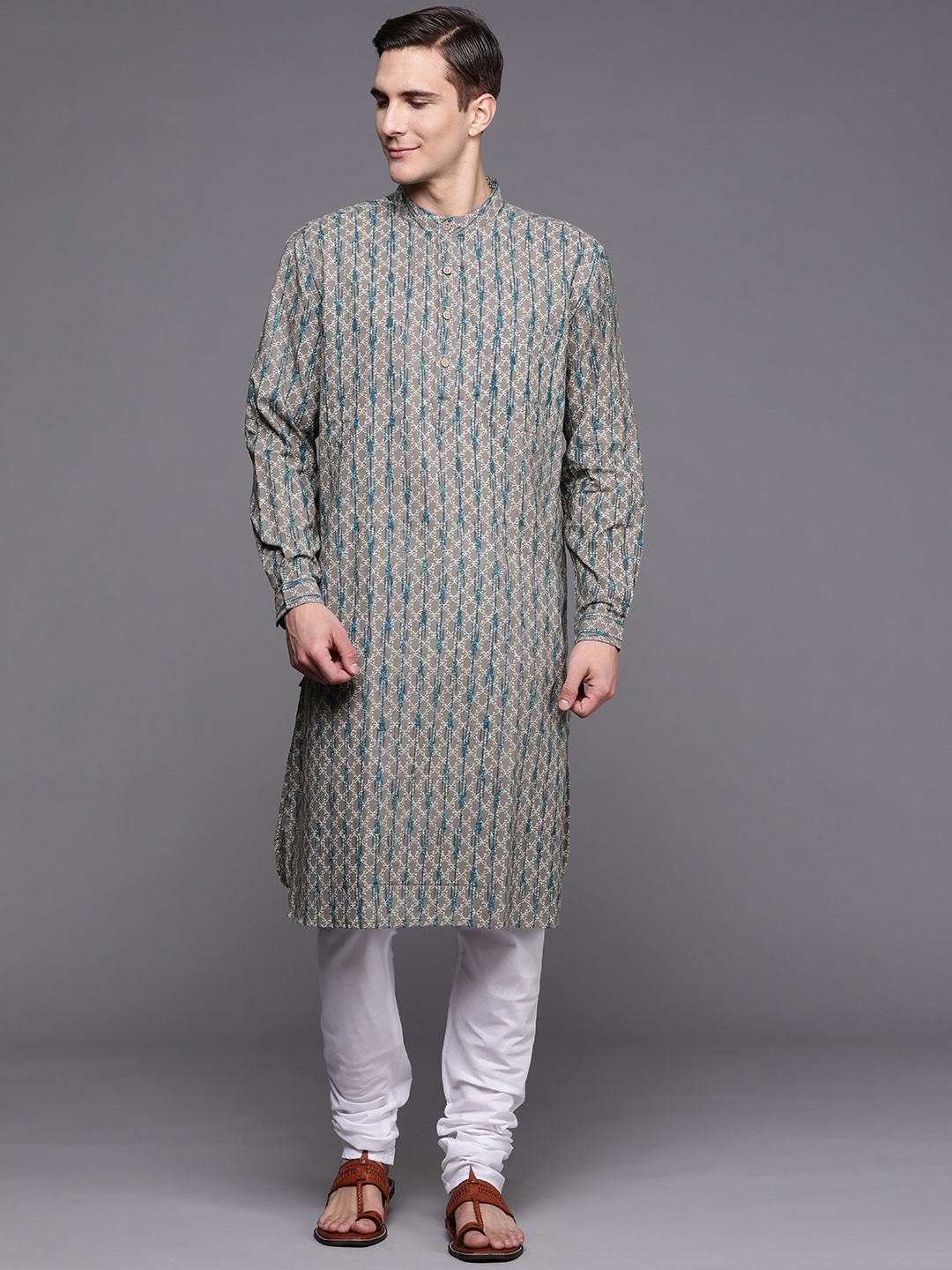 

Fabindia Men Grey & Blue Printed Pure Cotton Comfort Fit Kurta