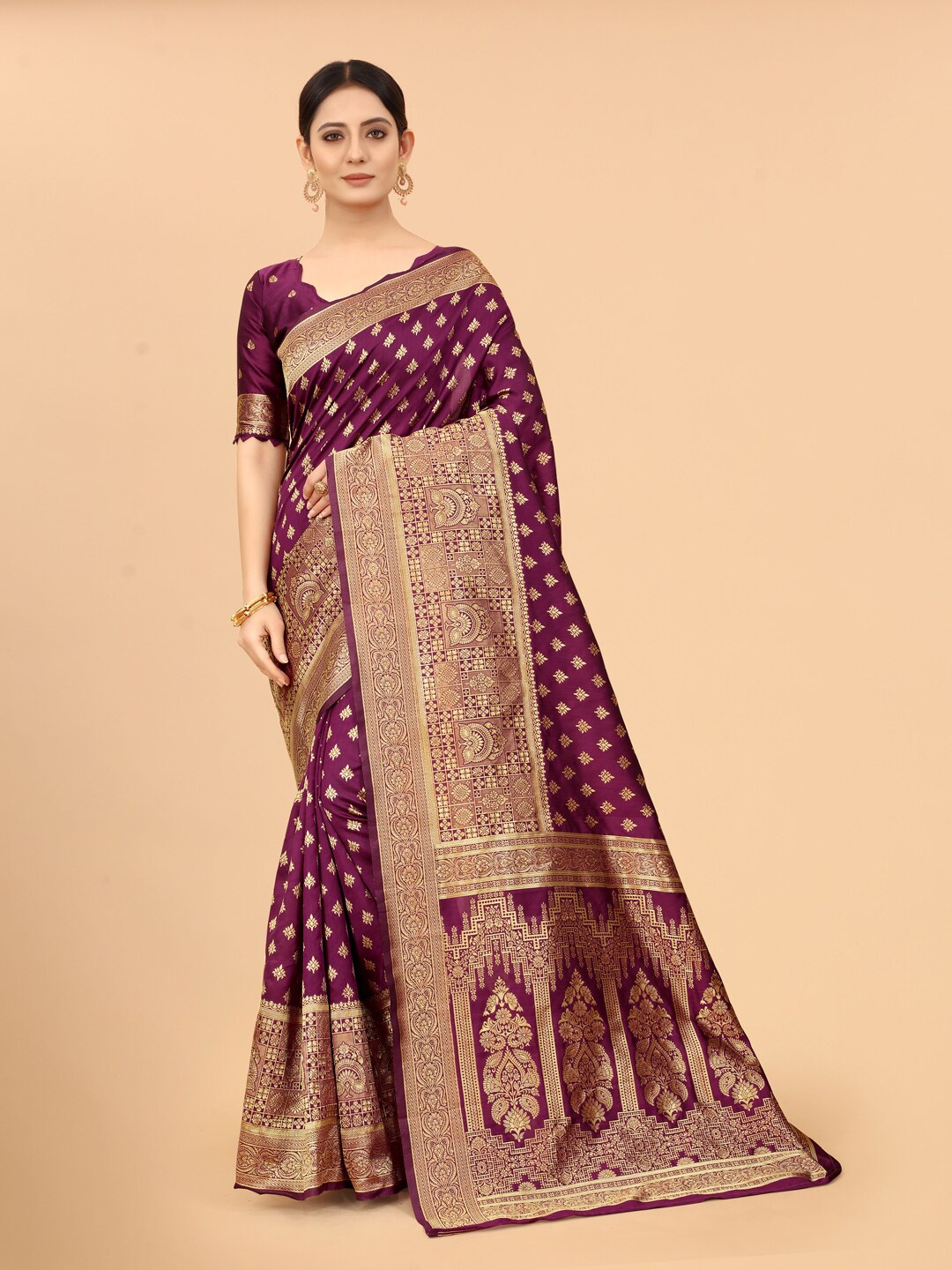 

SATYAM WEAVES Purple & Golden Ethnic Motifs Zari Silk Cotton Banarasi Saree