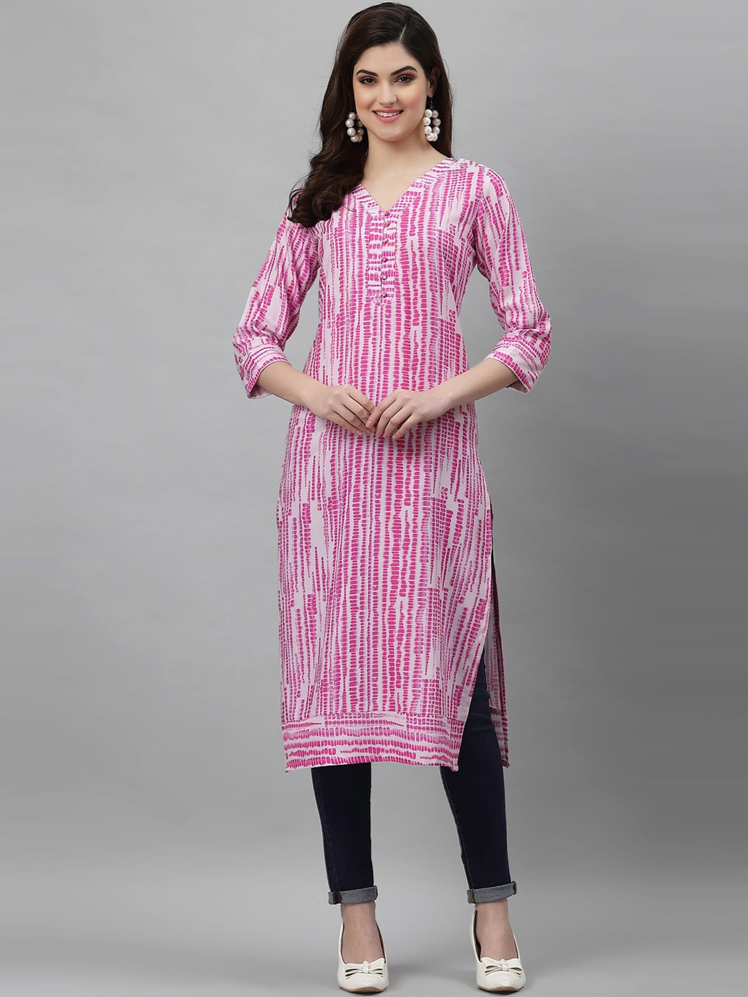 

SANISA Women Pink & Fuchsia Printed Kurta