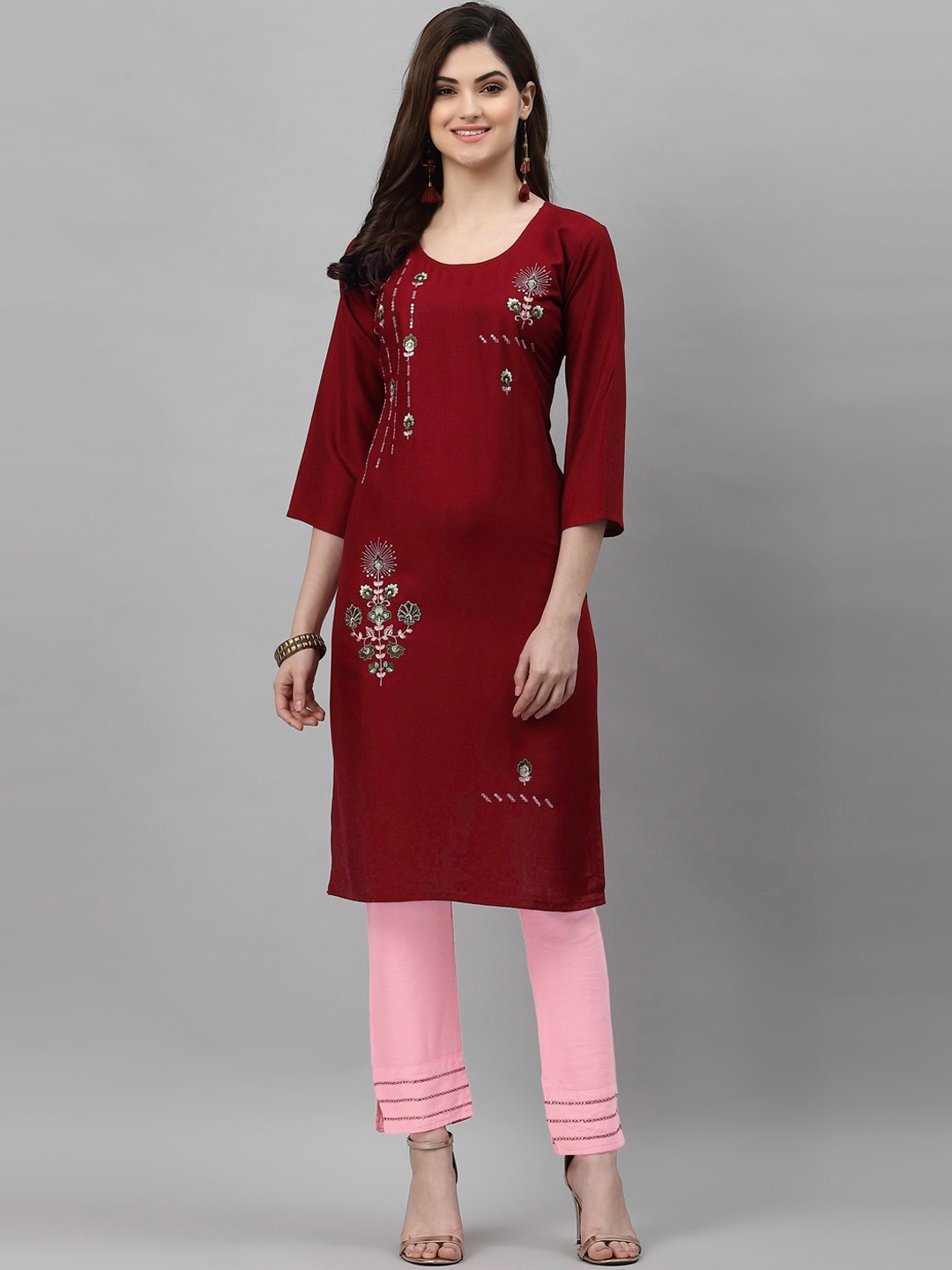 

SANISA Women Maroon Embroidered Straight Kurta with Trousers