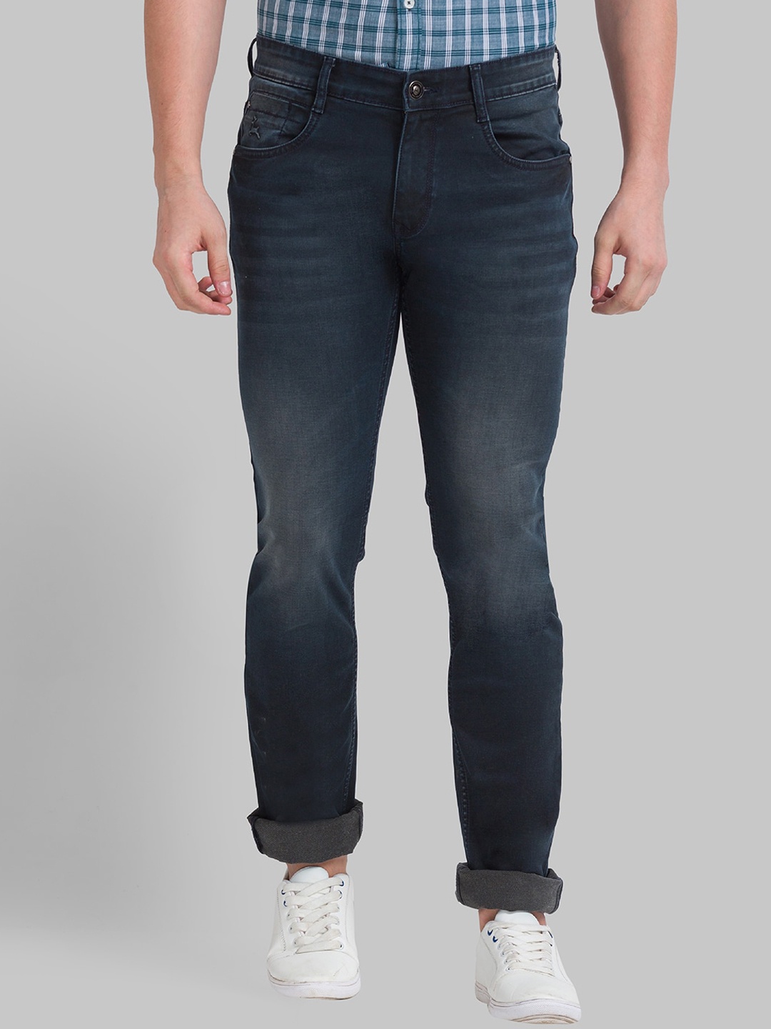 

Parx Men Grey Tapered Fit Light Fade Jeans