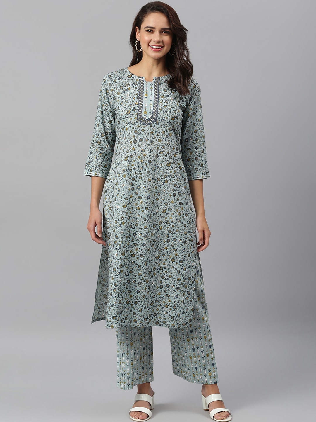 

Azira Women Grey Floral Printed Pure Cotton Kurta with Palazzo