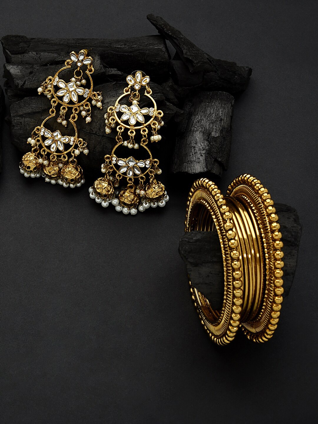 

Fida Gold-Plated & Kundan Stone-Studded Jewellery Set