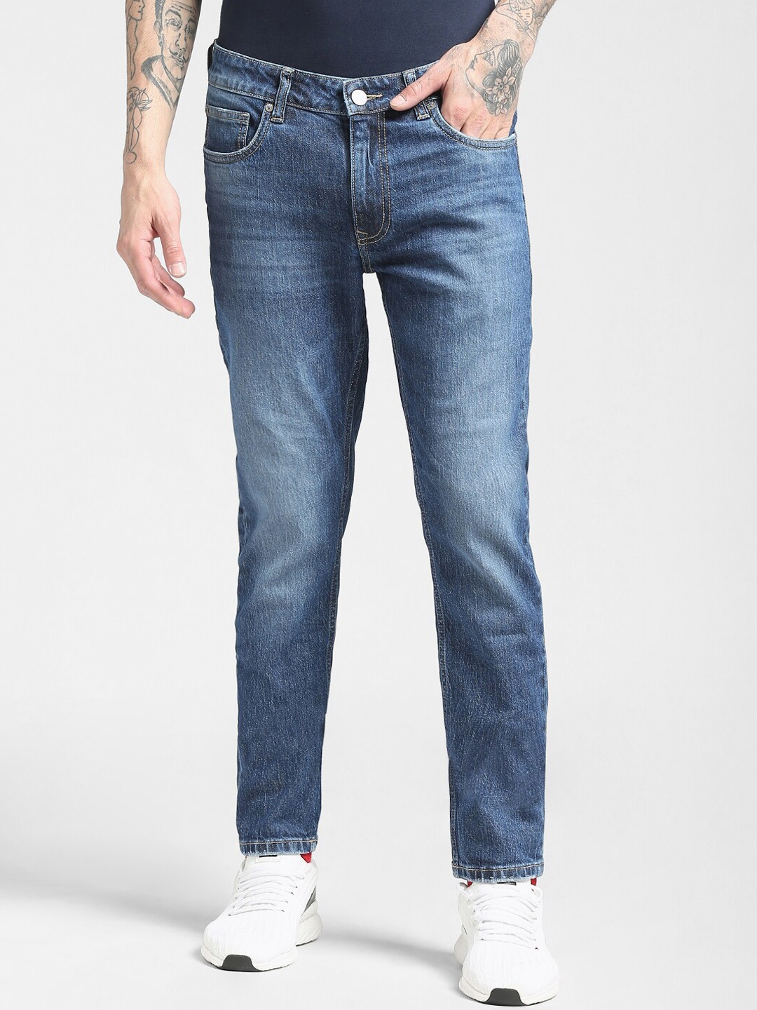

Jack & Jones Men Blue Slim Fit Mildly Distressed Heavy Fade Jeans