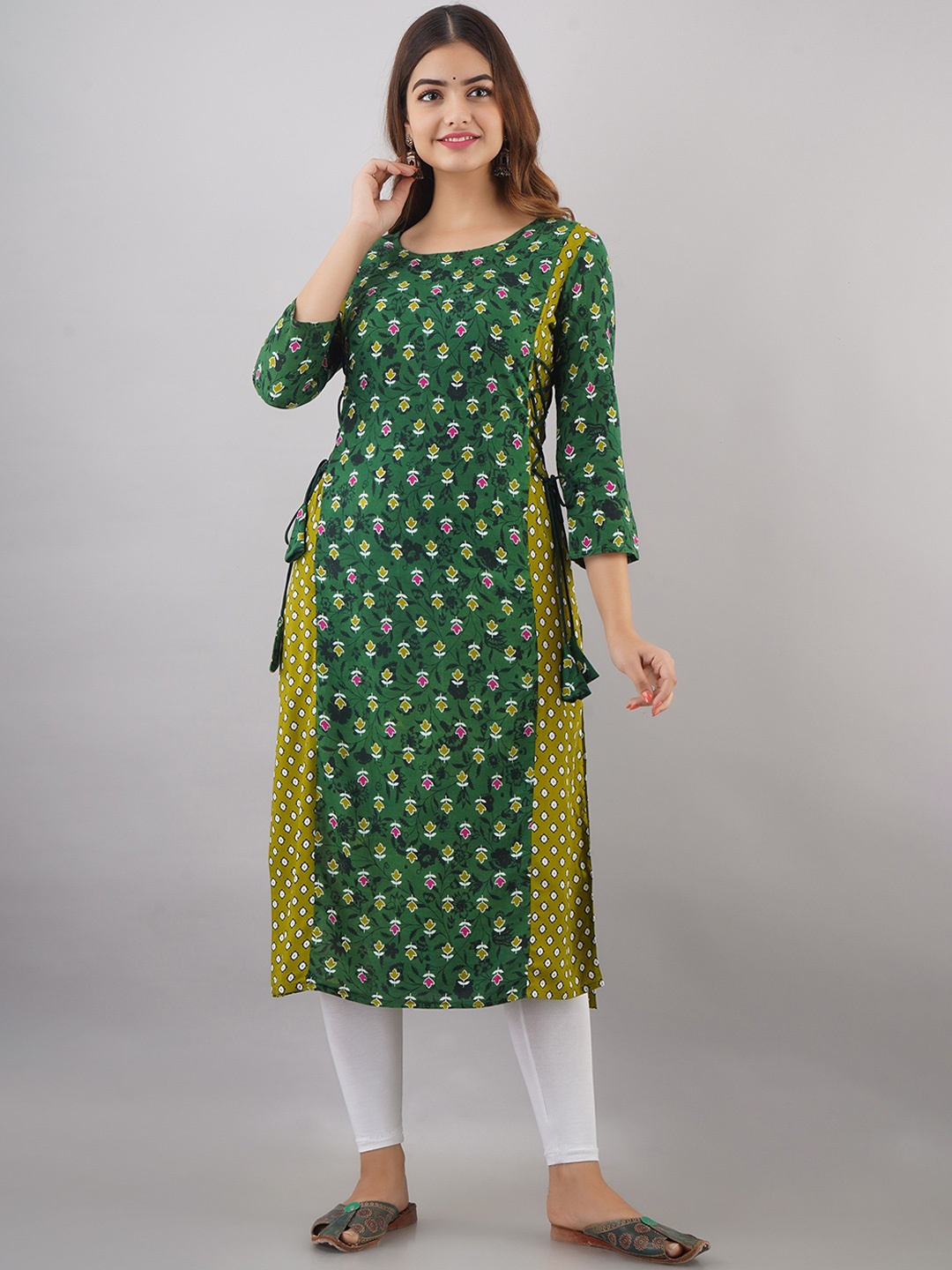 

Women Touch Women Green Printed Kurta