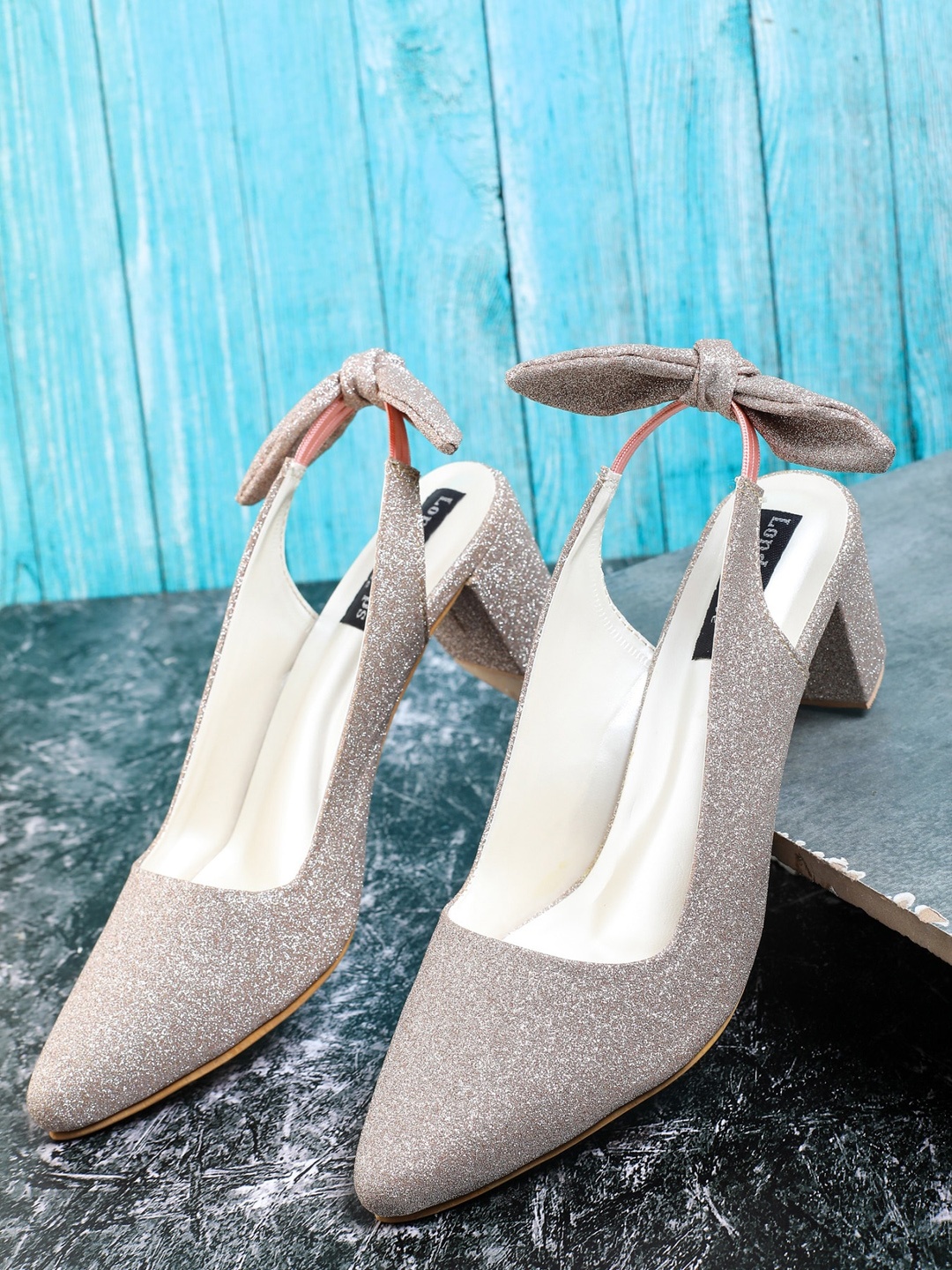 

LONDON STEPS Silver-Toned Embellished Party Block Pumps