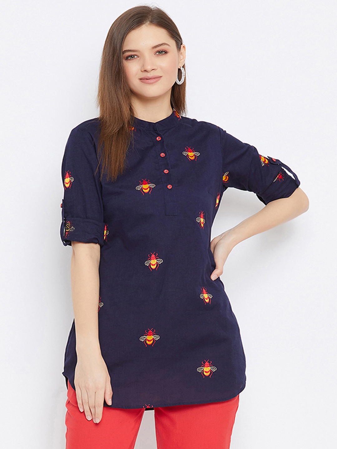 

Bitterlime Navy Blue & Red Mandarin Collar Embroidered Tunic