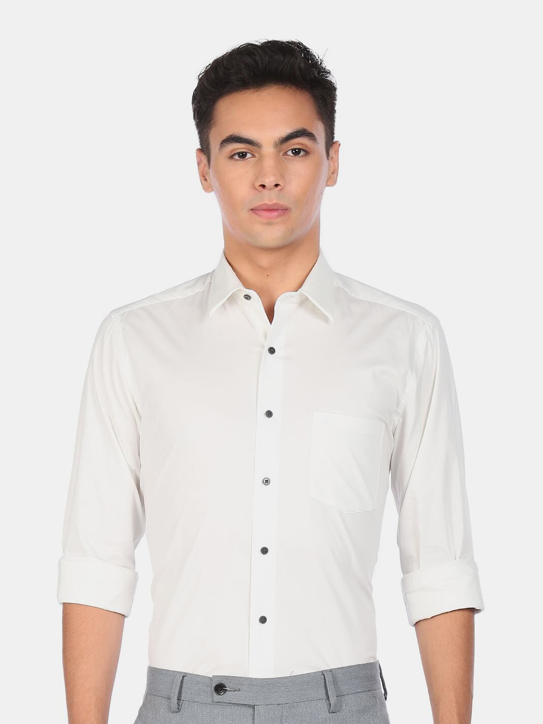 

Arrow Men Off White Casual Cotton Shirt