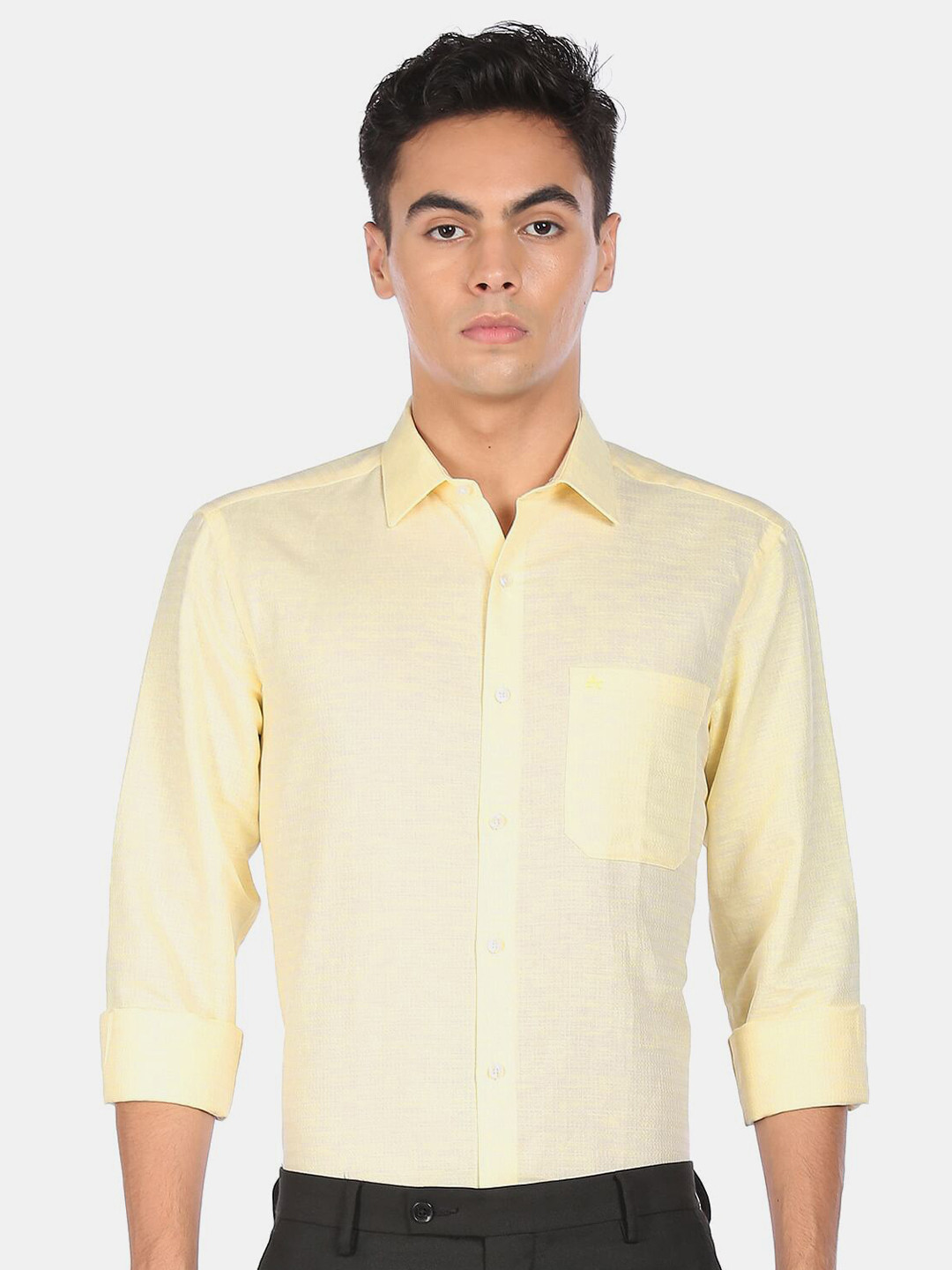 

Arrow Men Yellow Solid Casual Linen Shirt