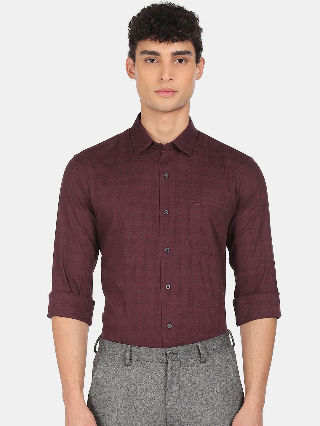

Arrow Men Burgundy Checked Pure Cotton Semiformal Shirt