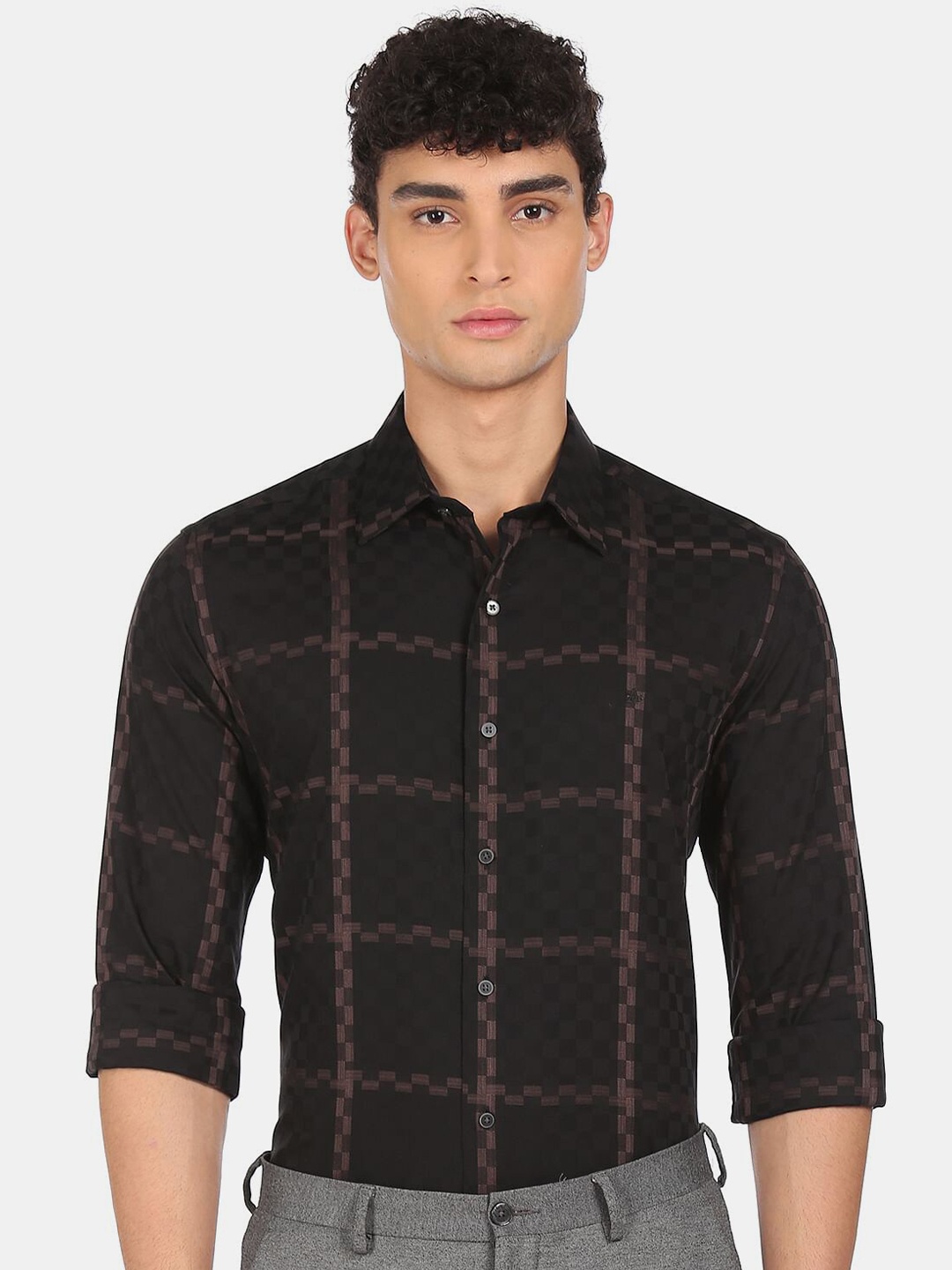 

Arrow Men Black Checked Cotton Formal Shirt