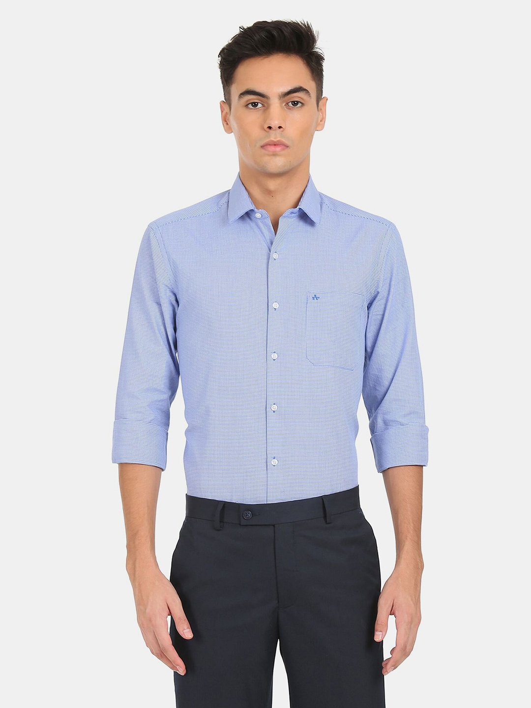 

Arrow Men Blue Slim Fit Checked Casual Shirt