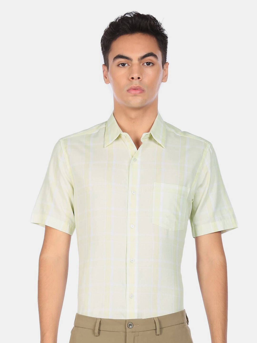 

Arrow Men Green Checked Semiformal Shirt