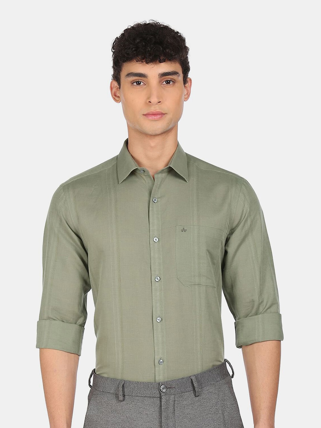 

Arrow Men Sage Green Vertical Striped Semiformal Shirt