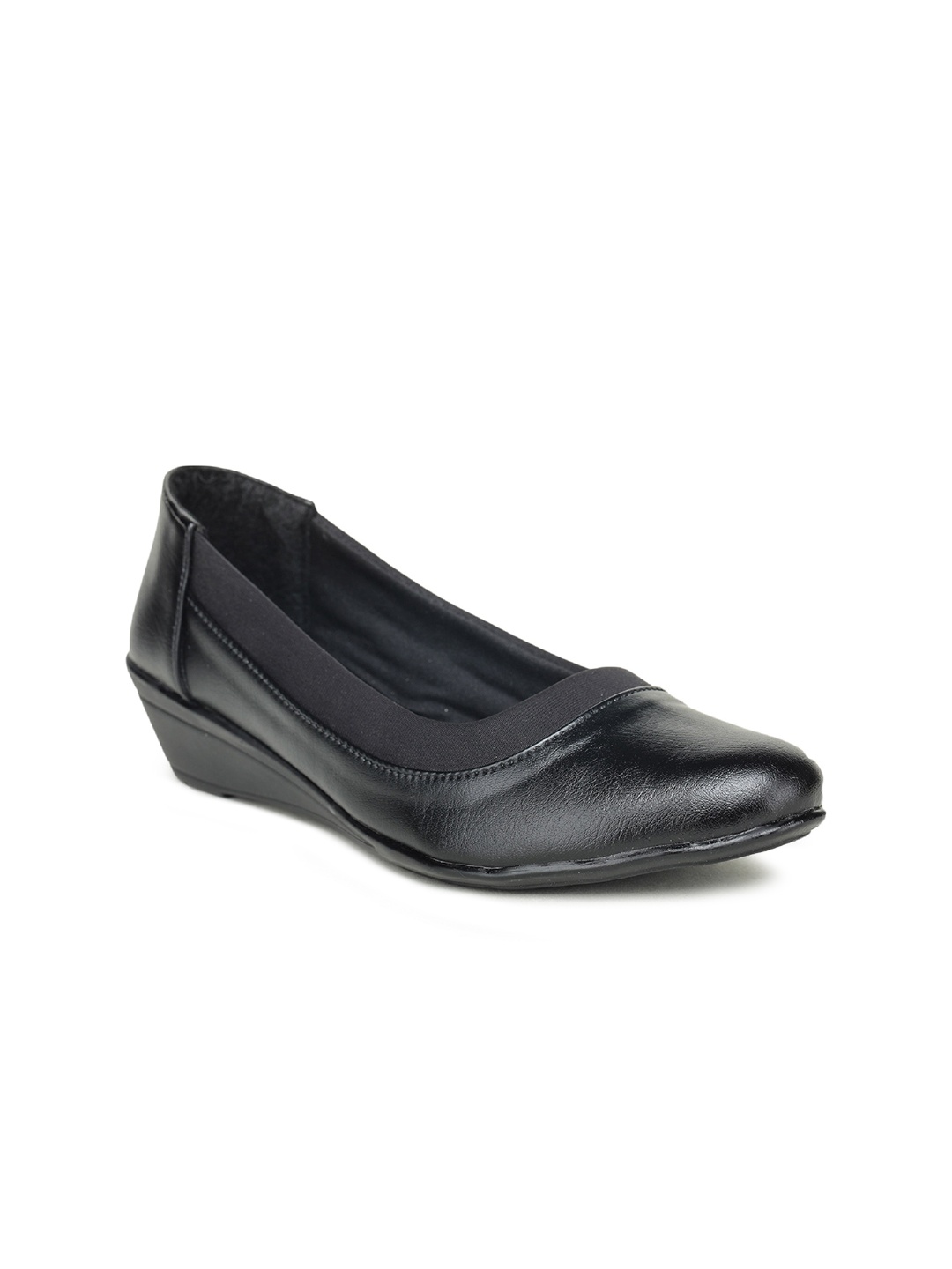 

TRASE Black Wedge Pumps