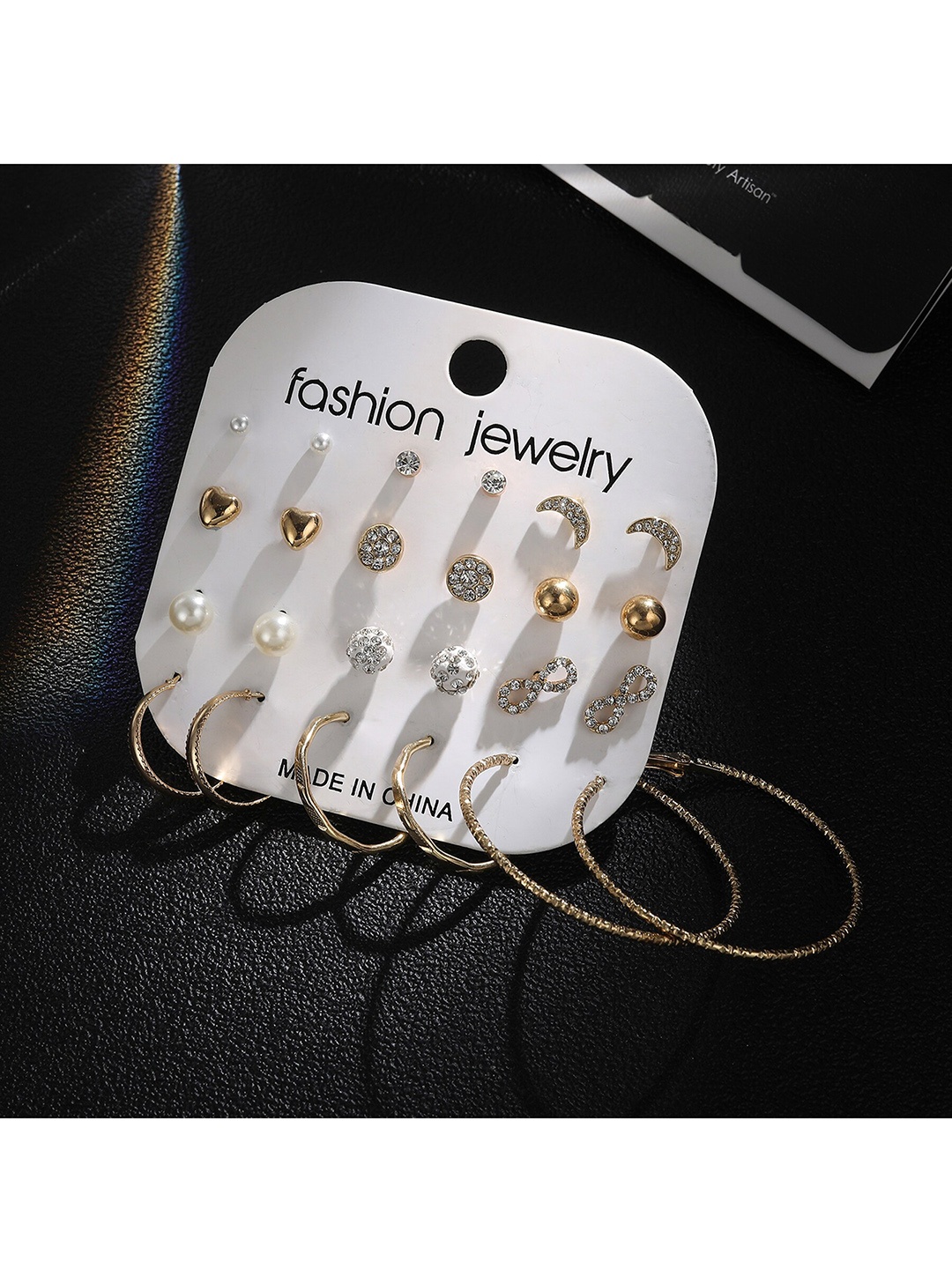 

Vembley Set of 12 Gold-Plated Contemporary Studs