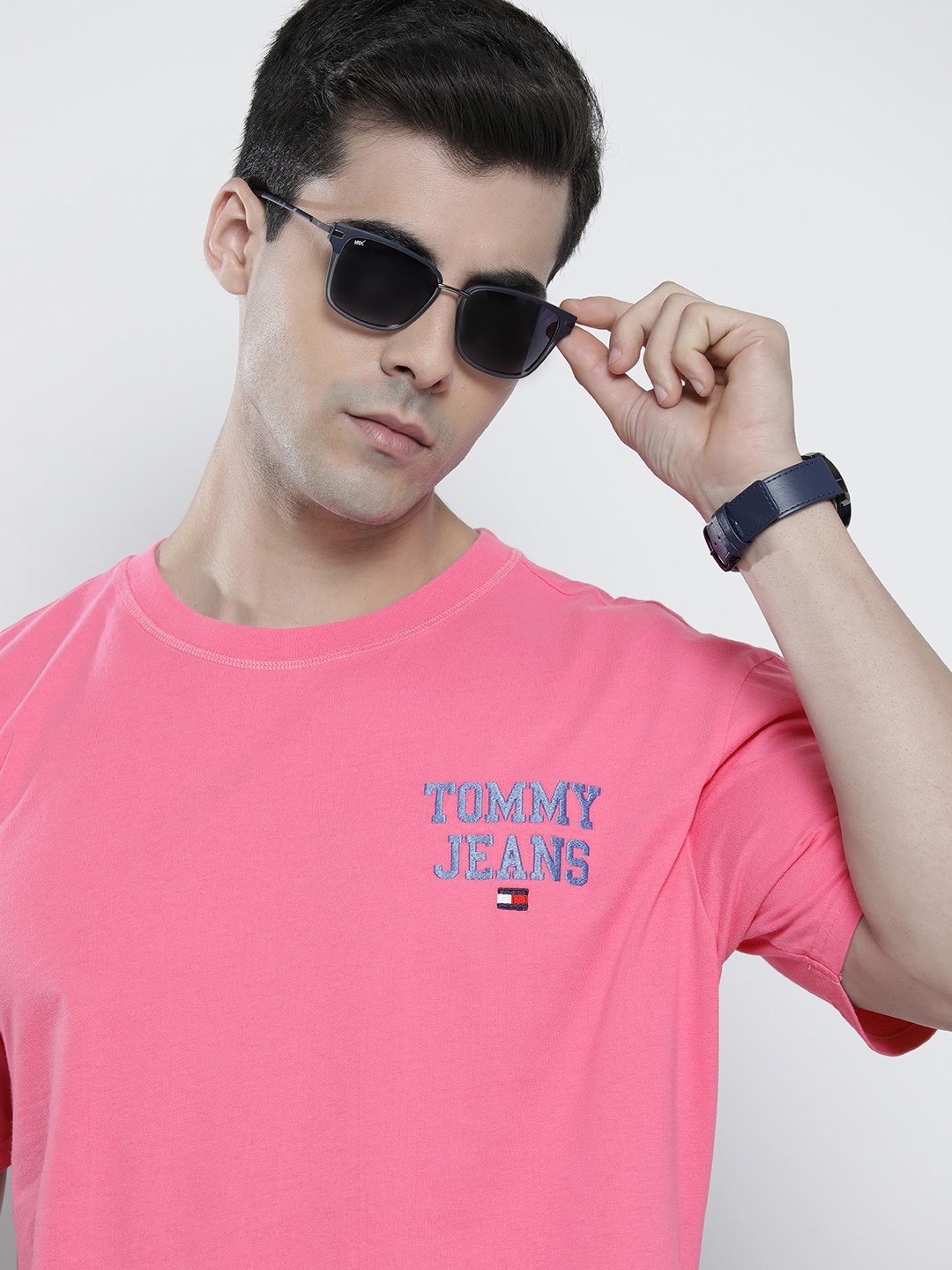 

Tommy Hilfiger Men Pink Embroidered Pure Cotton T-shirt