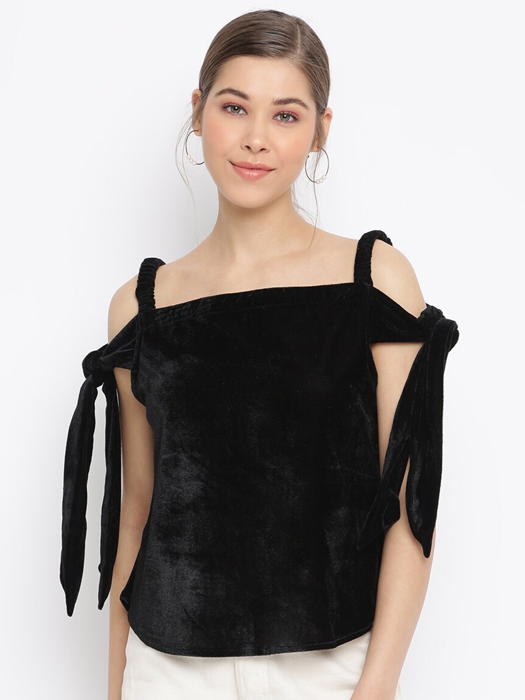 

Mayra Black Solid Velvet Top