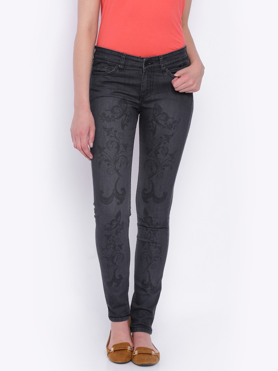 

Pepe Jeans Black Mid Rise Clean Look Printed Stretchable Jeans