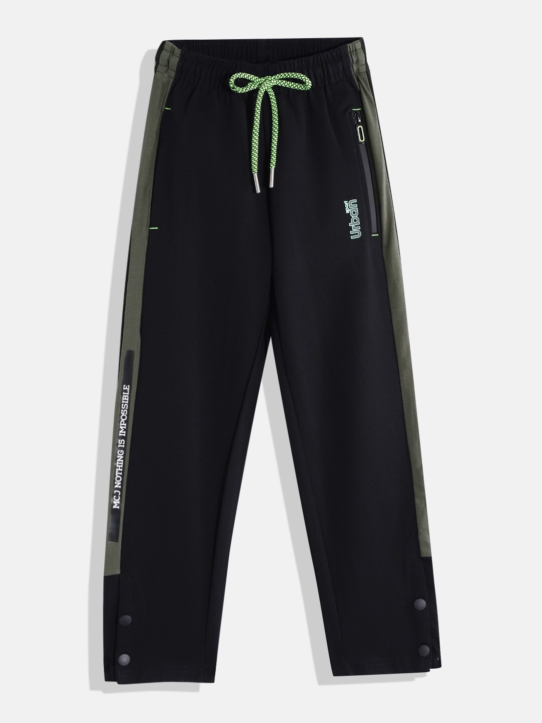 

Monte Carlo Boys Black Solid Track Pants