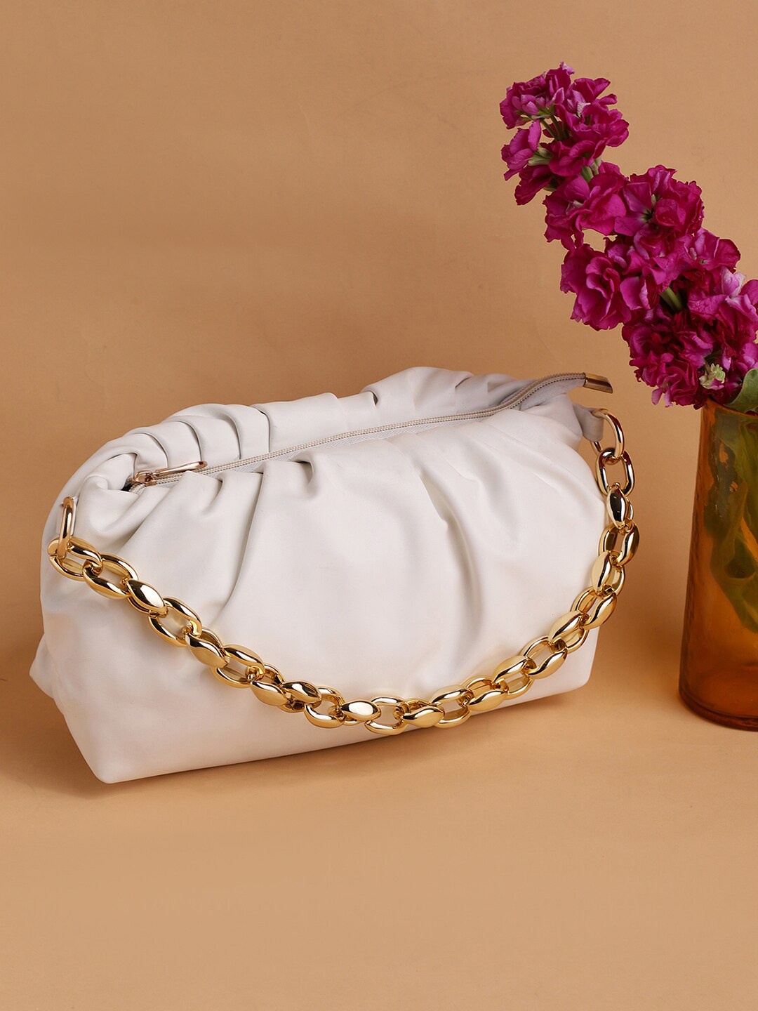 

Athena Women White Solid Handheld Bag