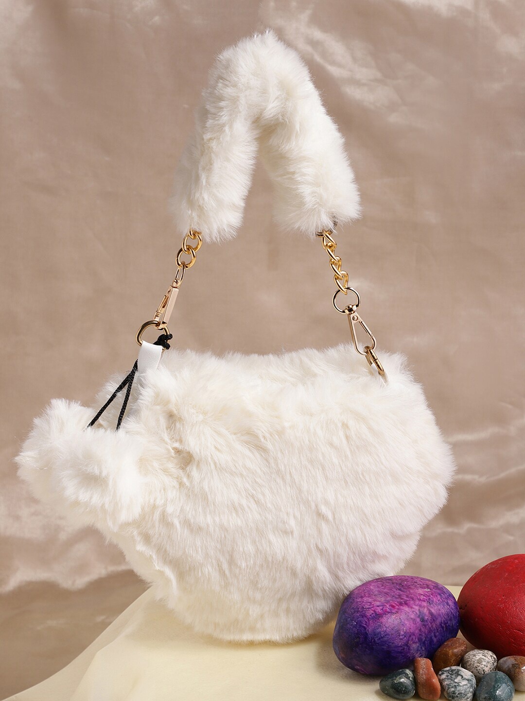 

Athena White Fur Heart Shaped Purse Clutch