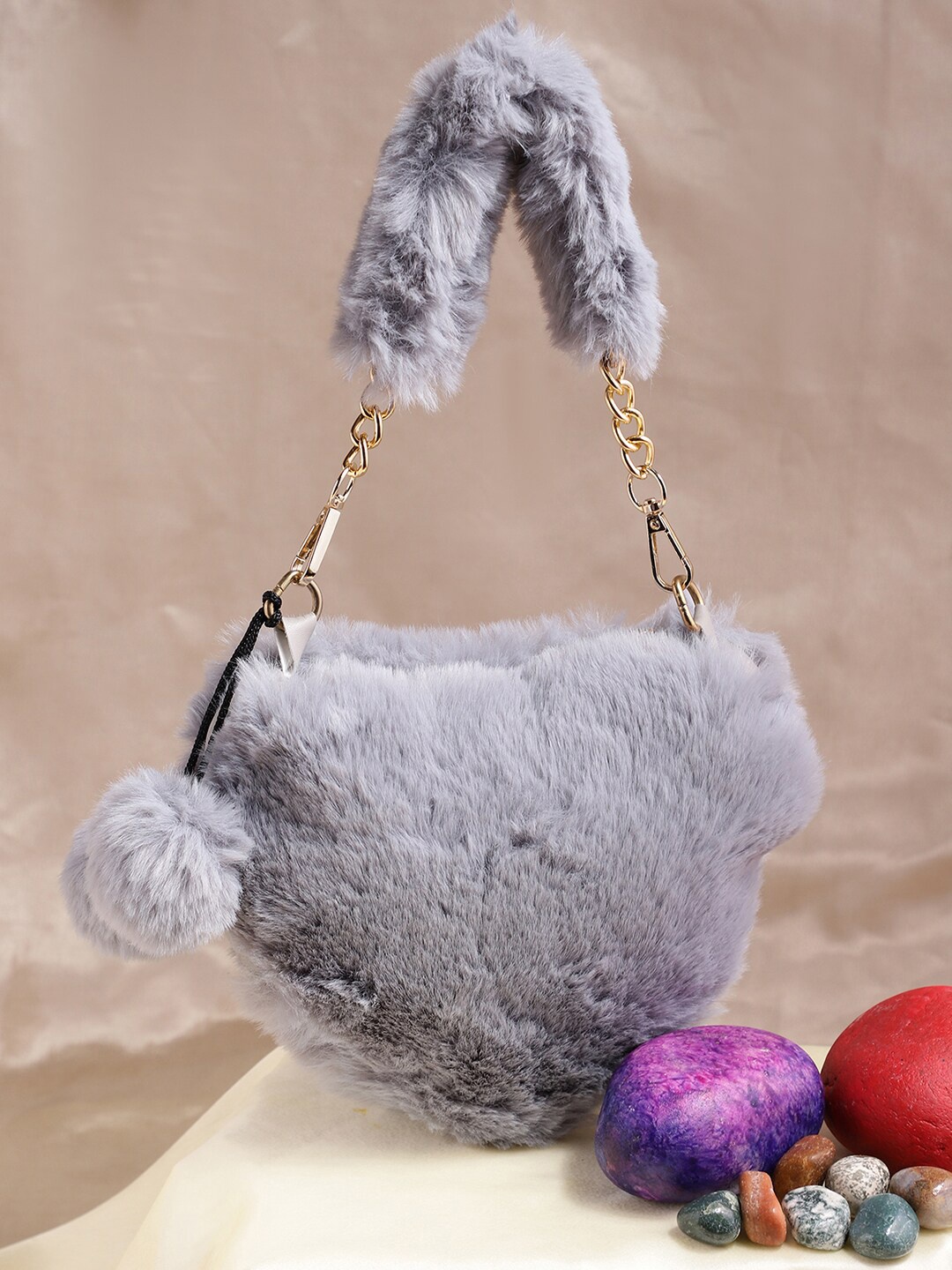 

Athena Grey Heart Shaped Fur Handbag