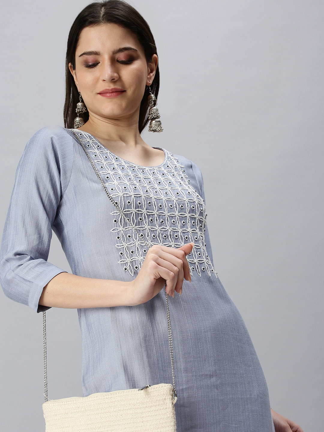 

SHOWOFF Women Blue & White Ethnic Motifs Yoke Design Linen Kurta