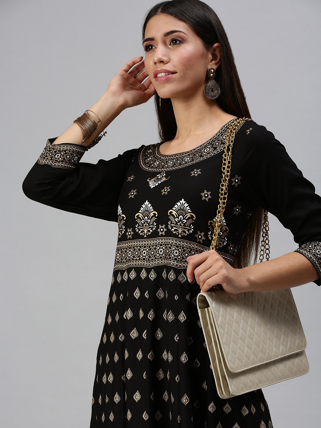 

SHOWOFF Women Black Ethnic Motifs Printed Gotta Patti Anarkali Kurta