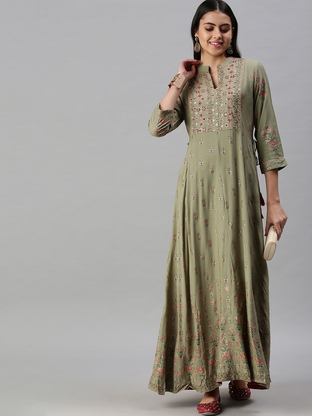

SHOWOFF Women Olive Green Floral Embroidered Flared Sleeves Anarkali Kurta