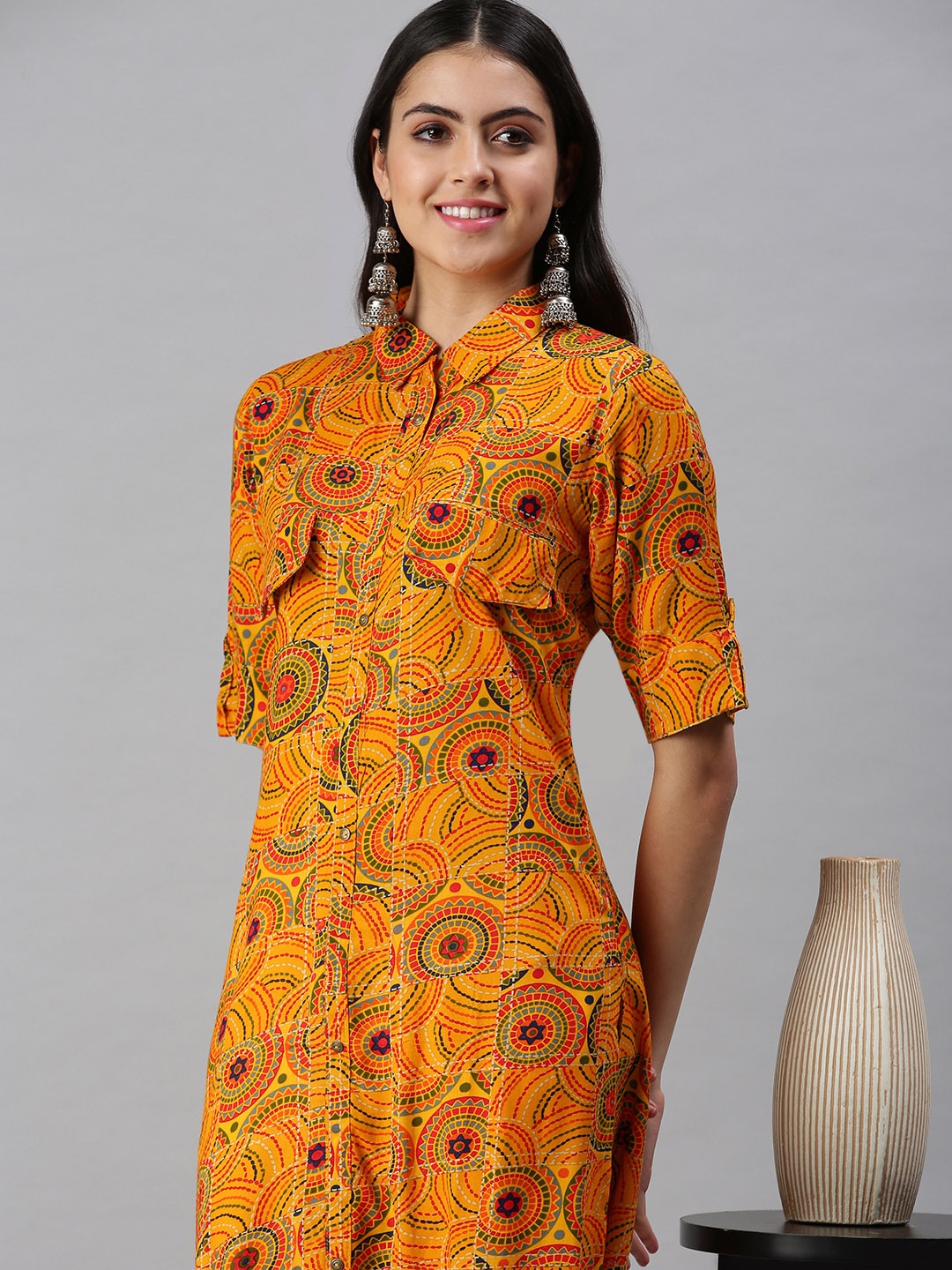 

SHOWOFF Women Yellow Ethnic Motifs Printed Cotton Kurta