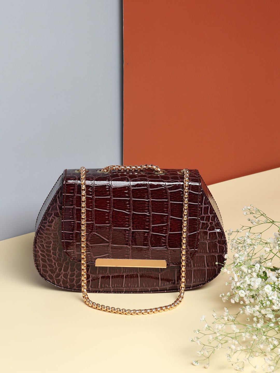 

Apsis Brown Half Moon Handheld Bag