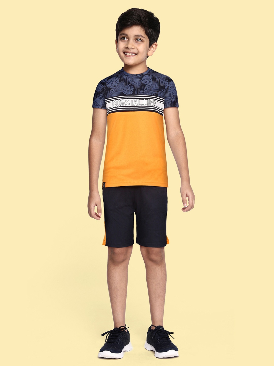 

Monte Carlo Boys Orange & Navy Blue Colourblocked Tropical Print T-shirt with Shorts