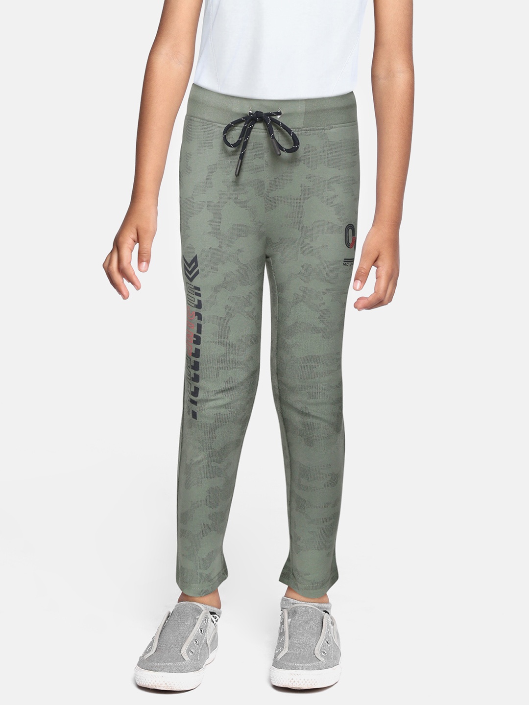 

Monte Carlo Boys Green & Black Pure Cotton Typography Print Track Pants