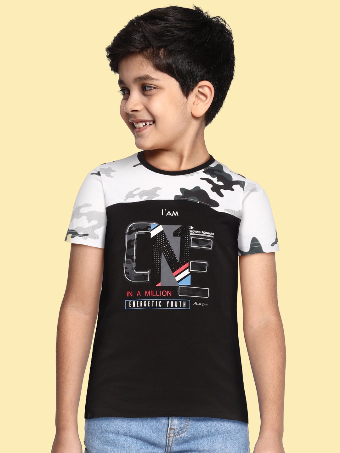 

Monte Carlo Boys Black & White Colourblocked Printed Pure Cotton T-shirt