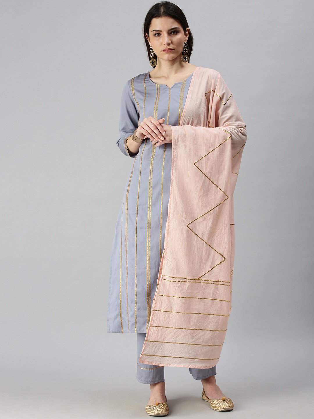 

SHOWOFF Women Lavender Striped Layered Gotta Patti Kurta with Trousers & With Dupatta