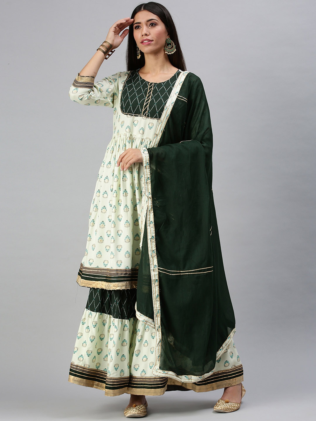 

SHOWOFF Women Green Embroidered Pleated Gotta Patti Kurta With Palazzos & Dupatta