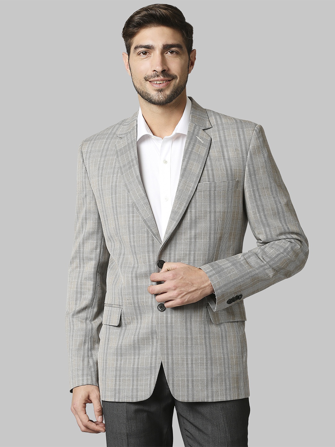 

Raymond Men Grey Checked Single-Breasted Regular Fit Blazer